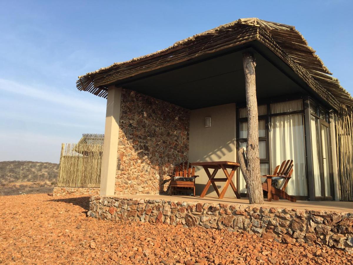 Okutala Etosha Lodge Outjo Extérieur photo